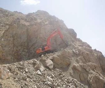 Construction of access road in Baghlan province for antenna site BGL 022
